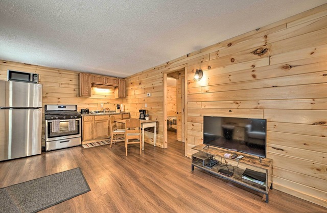 Cabin in The Huron-Manistee National Forest!