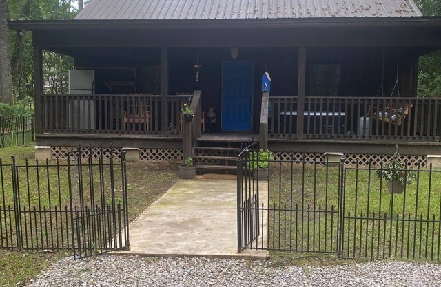 Cabin near Indian Creek