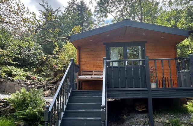 Cabin On The Foot Of Snowdon