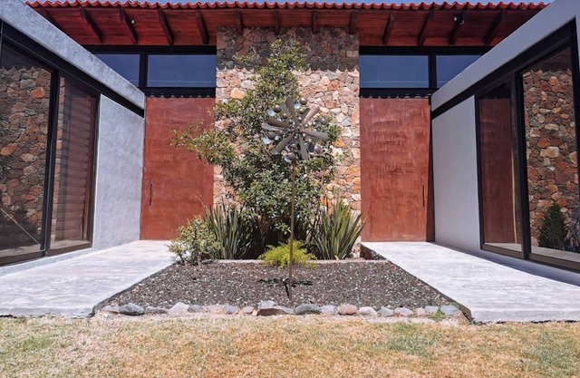 CABAÑA EN LO ALTO