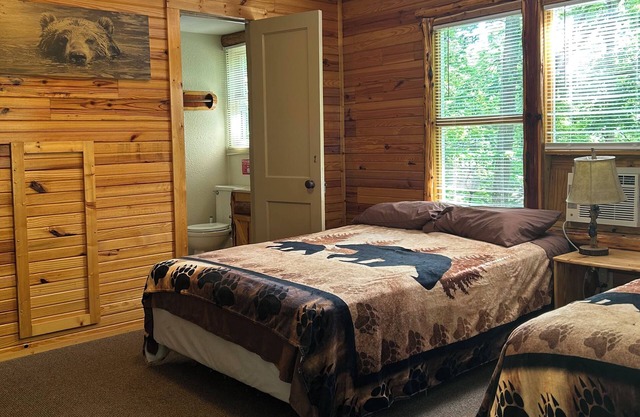 Cabin on the Meramec River - Unit 16b