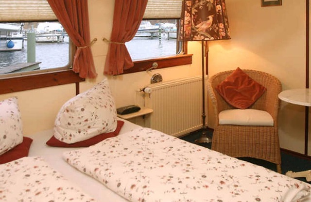 Cabina - Potsdam: Schiffspension Luise