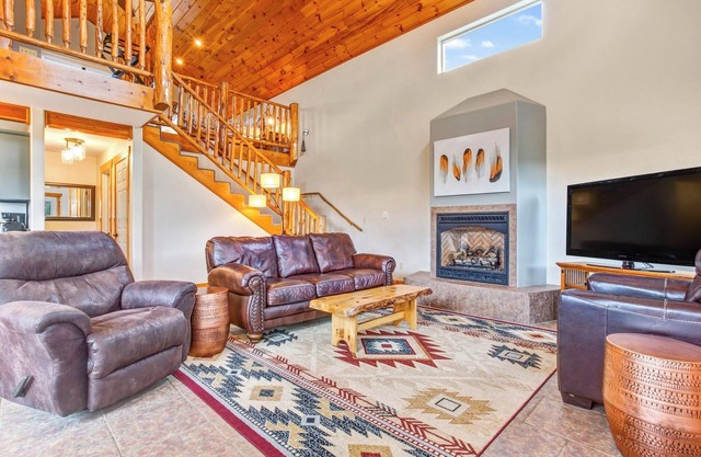 Cabin Rentals Salida Colorado: mountain cabin 5 minutes from town