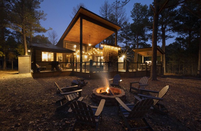 Cabin Therapy - Luxury Cabin Near ATV Trails