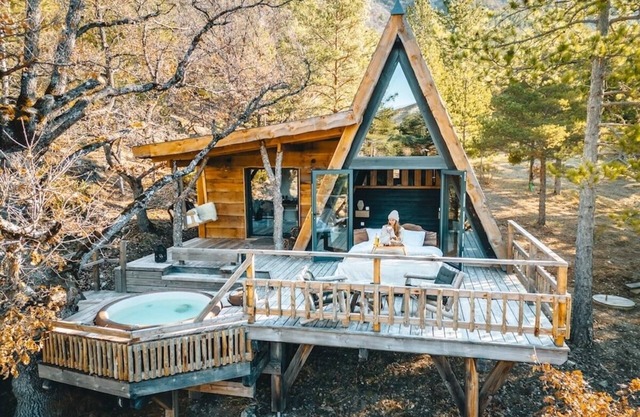Cabin with private Jacuzzi - Petite Buëch
