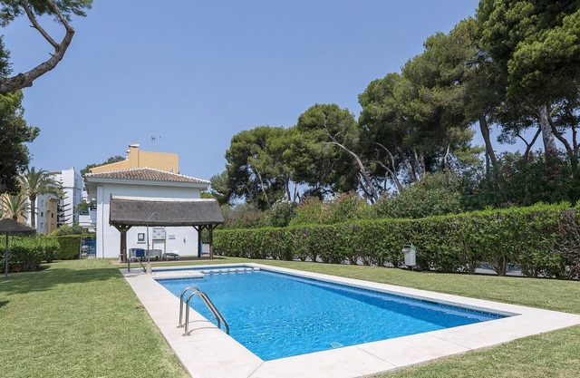 CABOPINO - Charming apartment with private garden - shared swimming pool and free WiFi -