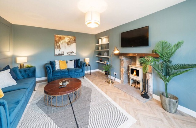 Caddie's Cottage - stylish 2 bed, dog friendly!