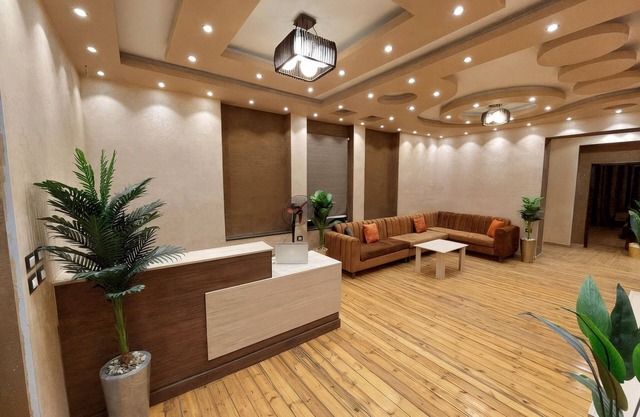Cairo Plaza Luxe Hotel