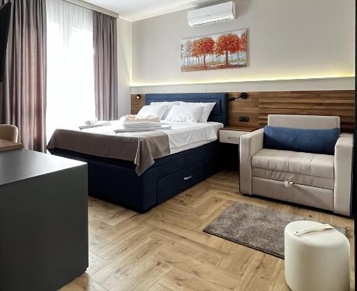 ĆAKA Luxury Rooms & Restaurant