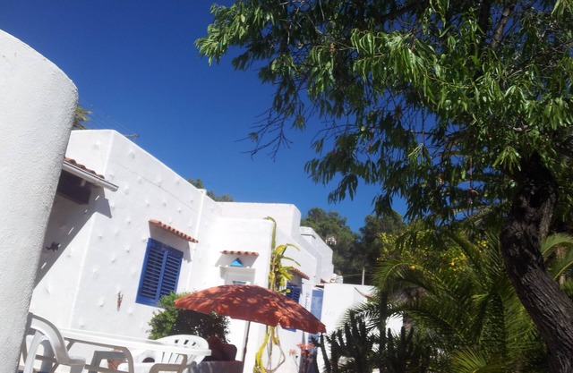 Cala Llenya - Casa de vacaciones junto al mar con jardín cerrado