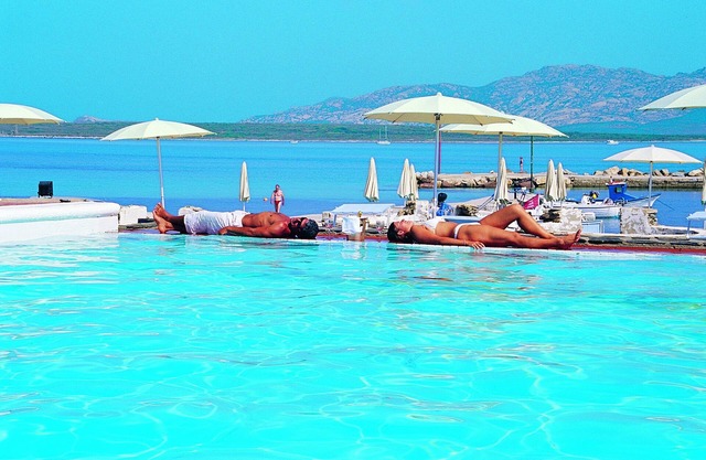 Cala Rosa Club Hotel