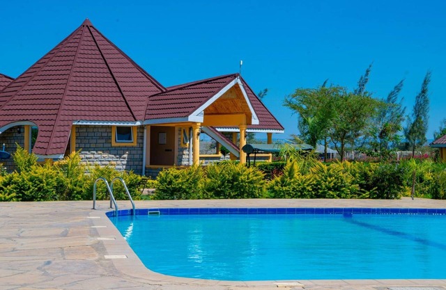 CALFIE RESORT