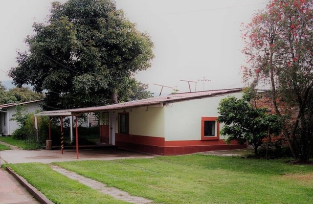Warm and cozy II near everything in Tumbaco . Suite Terra