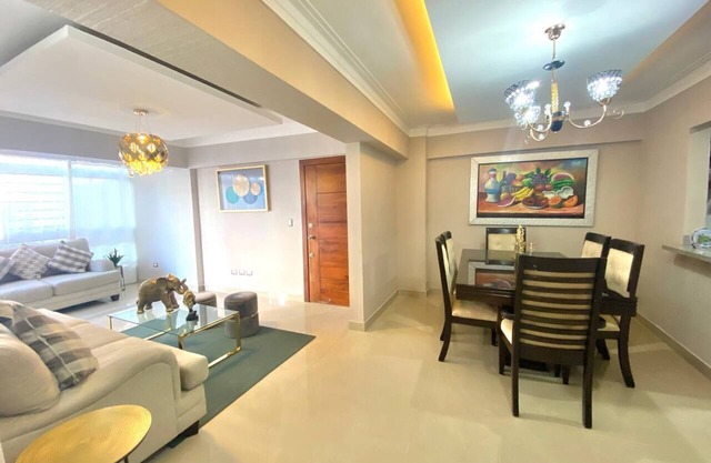 Balconyn, Santo Domingo