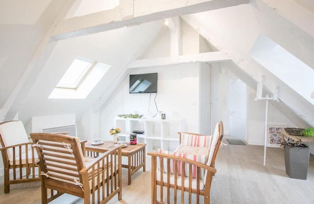 Calm and comfortable apartment in Bayeux