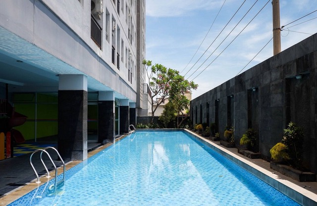 Calm And Relaxing Studio At Puri Mas Apartment