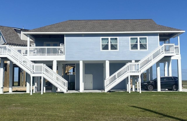 Calm Coastal Cottage | 3 Bed, 2 Bath