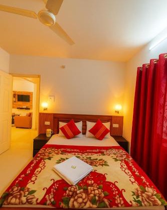 Calm Nest - Comfort-Focused 2BHK with All Amenities, Ambient Lighting