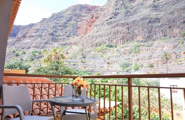 Calma Suites moderno apartamento con terraza y vistas