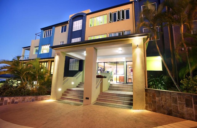 Caloundra Central Apartment Hotel Official