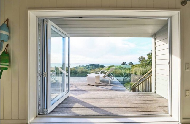 Calypso pool Villa Waiheke Island