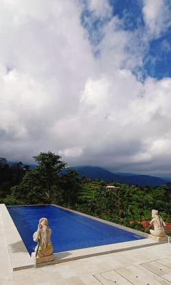 Camaradvipa Retreat Munduk