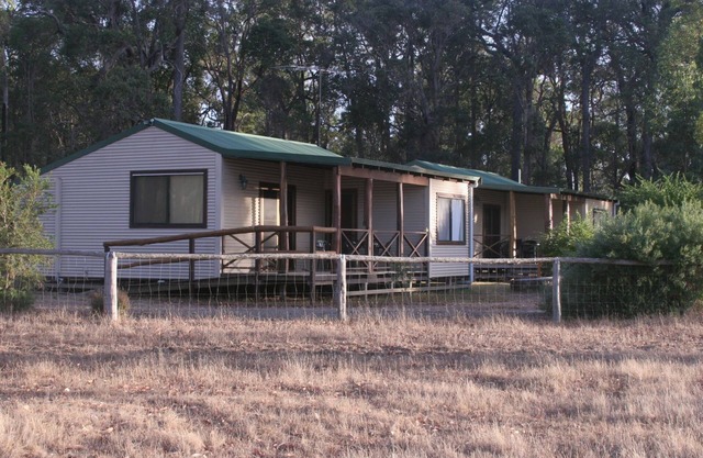 Cambray Cottages Nannup - Bush Cottage