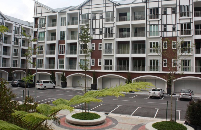 Cameron Strawberry Residence