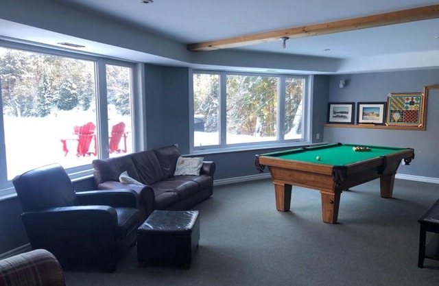 Camp David Beautiful five bedrooms Private beach