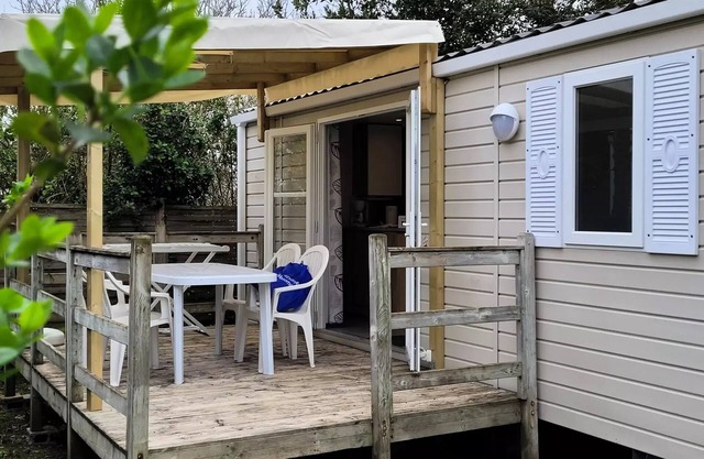Camping Flower L'Abri-côtier *** - Mobile Home Happy Confort 3 rooms 4 people