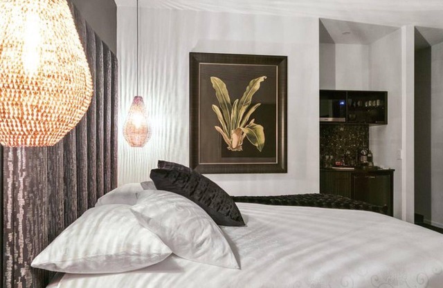Campania King Suite 4