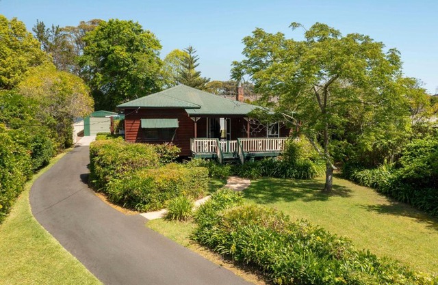 Campbell's Cottage by Experience Jervis Bay