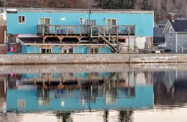 Campbellford Studio Apt Unit 5