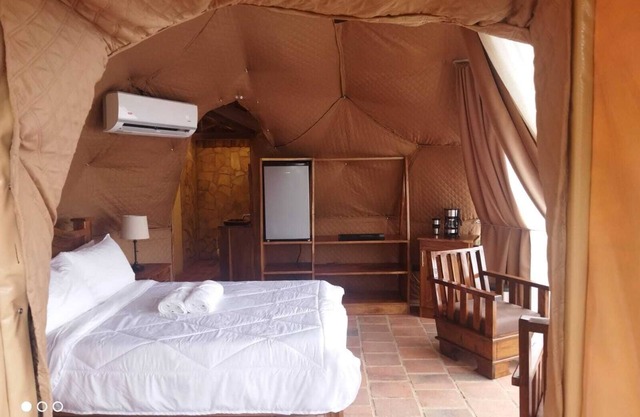 3. Glamping Longs Peak