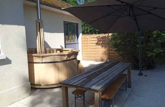 Camping 2 étoiles - Piscine - eecebb