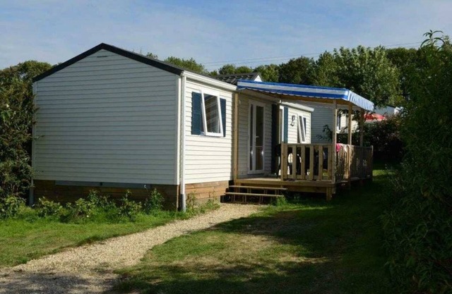 Camping 3 étoiles - Piscine - eeefii