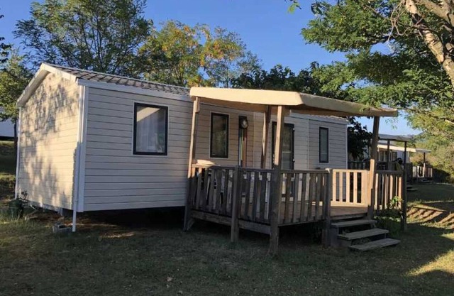 Camping 3 étoiles - Piscine - eed00h