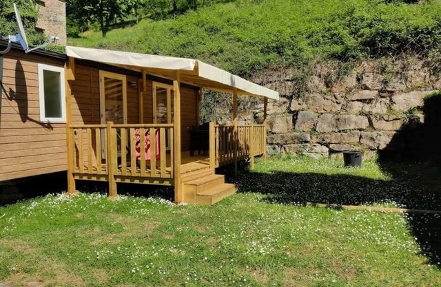 Camping 4 étoiles - Piscine - ccbagc0