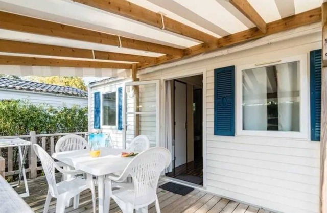 Camping 4 étoiles - Piscine - efceih