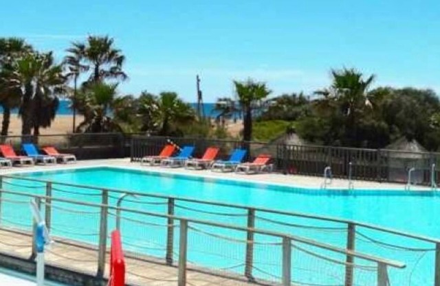 Camping 4 étoiles - Piscine - ccb0b0g