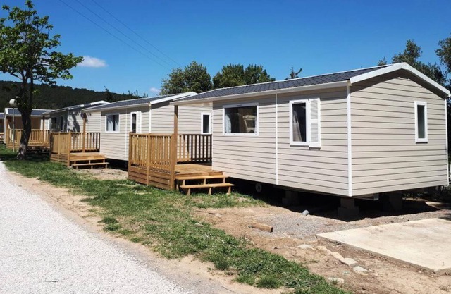 Camping Borepo ** - Casa móvil Evolution de 3 habitaciones para 4 personas