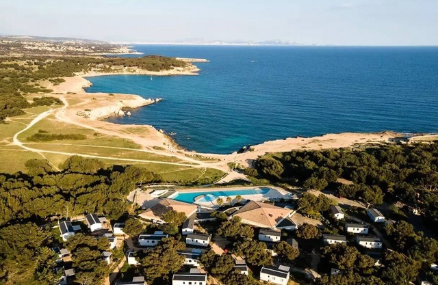 Camping de l'Arquet Côte Bleue**** - Mobile home Family LV Clim 4 Rooms 6 people