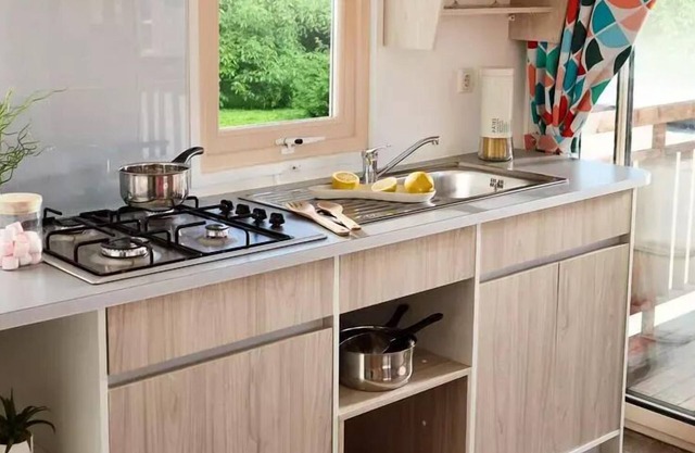 Camping Fontisson *** - Casa móvil premium de 3 habitaciones con aire acondicionado 4/6 personas
