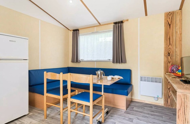 Camping Paradis la Grand'Métairie **** - 3-room mobile home for 4/6 people