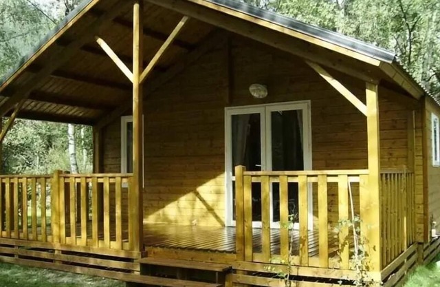 Camping-Caravaneige l'Iscle de Prelles *** - Chalet Grand Confort Type Modulo 24 - 24 m2 / 2 bedrooms - Covered terrace 15 m2 6 people
