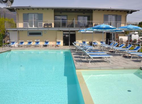 Camping Italia 90 Apartments