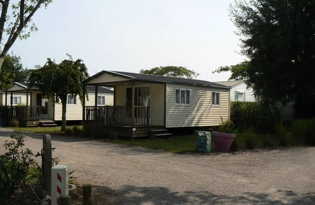 Camping La Mouette Cendree *** - Mobil Home 3 Habitaciones 4 Personas Terraza integrada