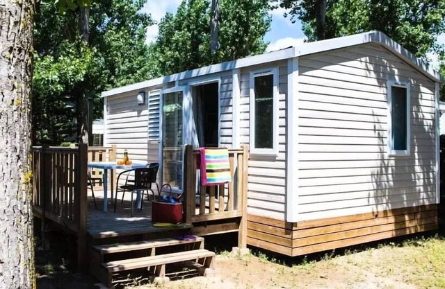 Camping La Maïre *** - Mobile Home 3 Rooms 4 People Air Conditioned + TV