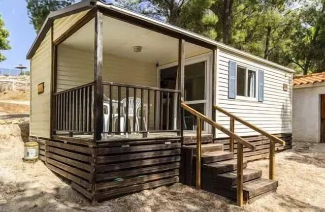 Camping Le Bois De Pins ** - Mobilhome para 6 personas