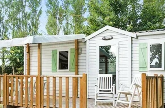 Camping Le Bois de Pleuven**** - Cozy 3-room Mobile Home 5 adults + 1 child under 12